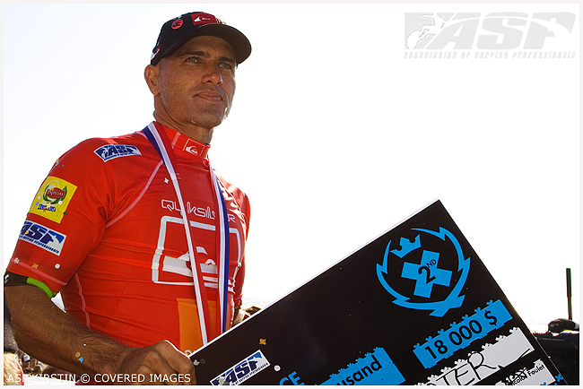 Kelly Slater Quiksilver Pro France 2008 Runner Up.  Credit ASP Tostee